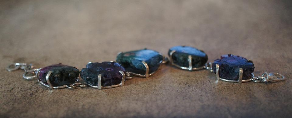 Doubts About Power Of Healing Crystal Bracelets You Should Clarify