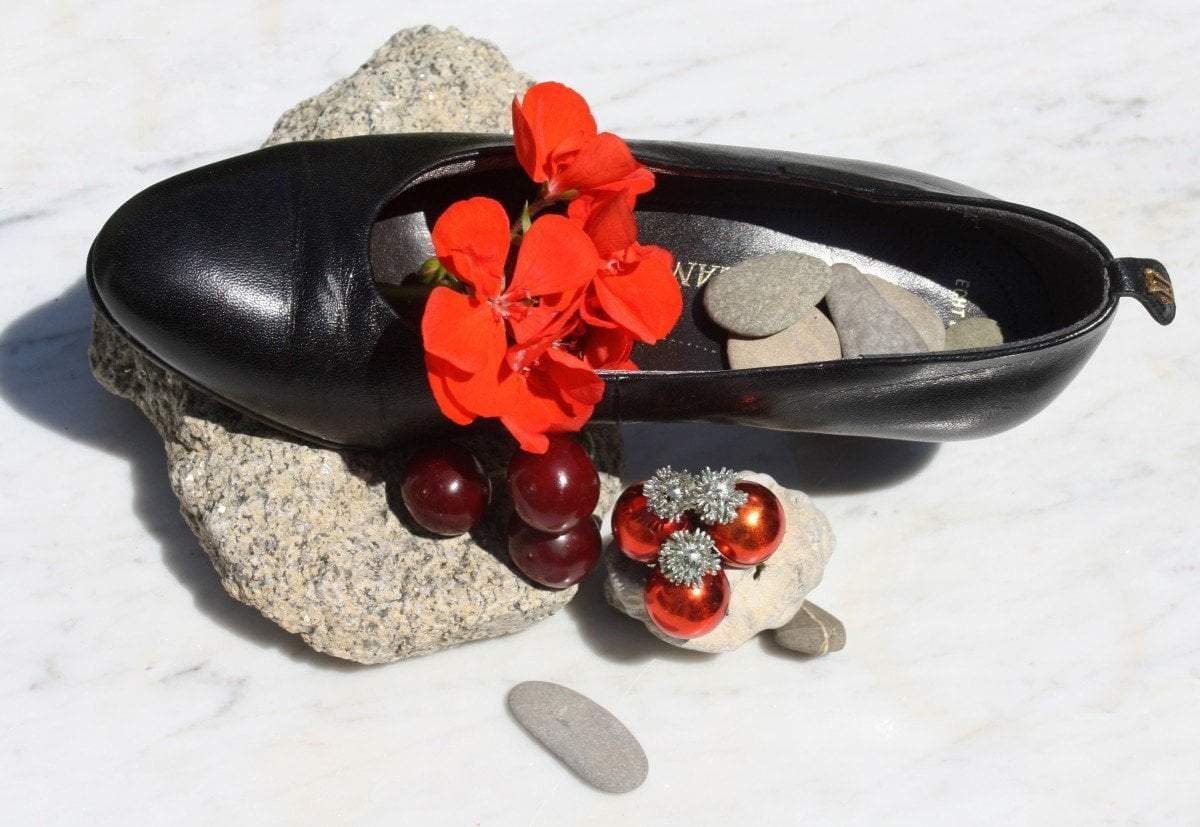 Gemstones by Color: Red Healing Crystals