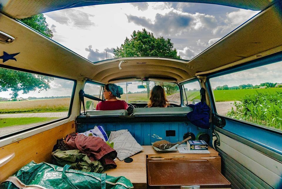 13 Outrageous Ideas for Organizing Gemstones in your Car