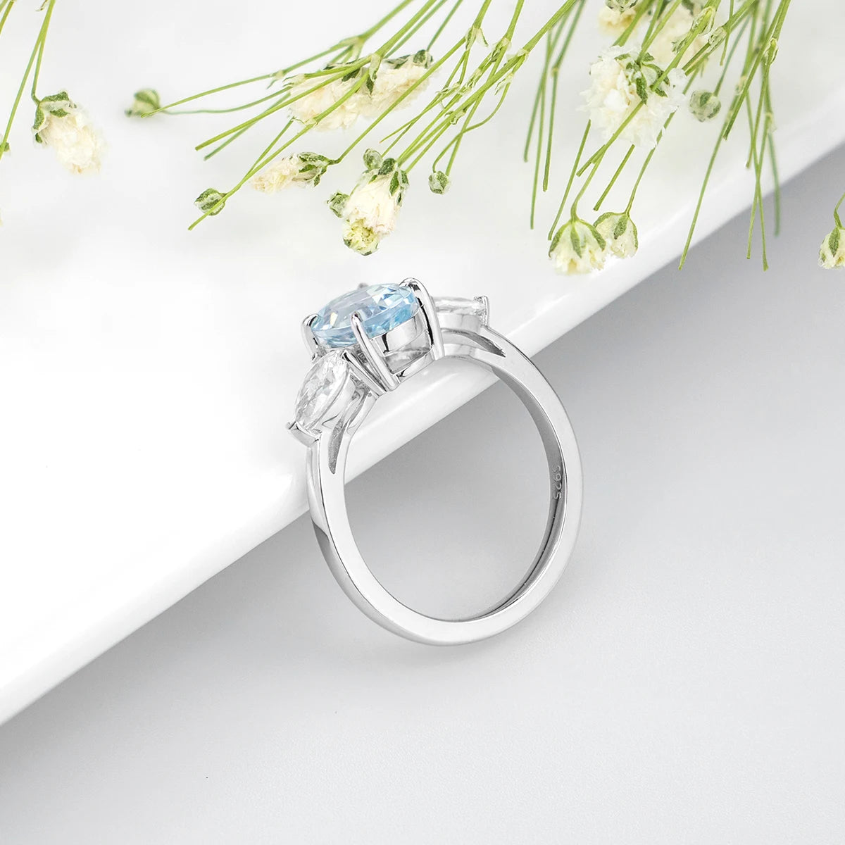 3.6 Carats Genuine Aquamarine Gemstone Light Blue Faced Cut