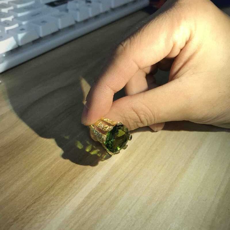Oval Peridot 14K Yellow Gold RingRing