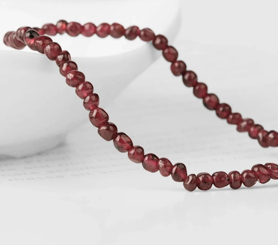 Mood Tracker Garnet Bracelet