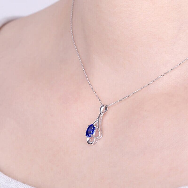 Retro Oval Shaped Ruby and Sapphire Gemstone Pendant NecklaceNecklace