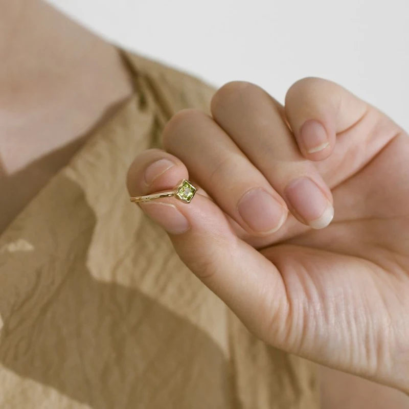 Fashion Peridot Rings for women Simple Premium Design Opening Adjustable Charm