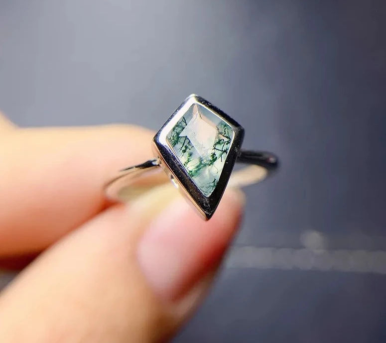6x9mm Kite Natural Gemstone Green Moss Agate RingRing