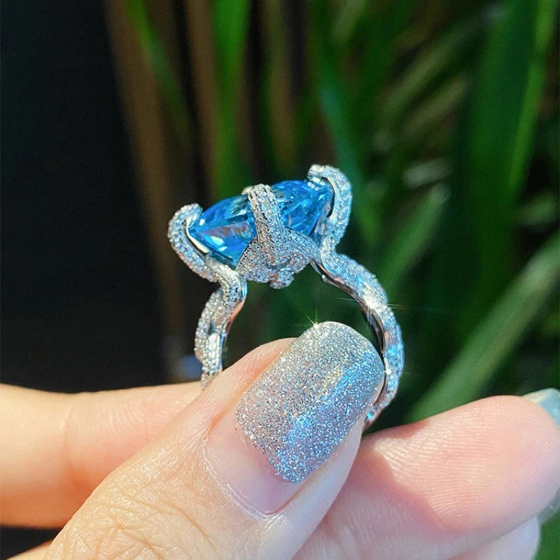 New Exquisite Inlaid Princess Cut Topaz Gemstone