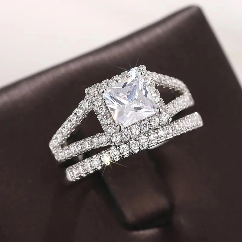 2025 Geometric Zirconia Ring Set – Elegant Wedding & Evening Jewelry