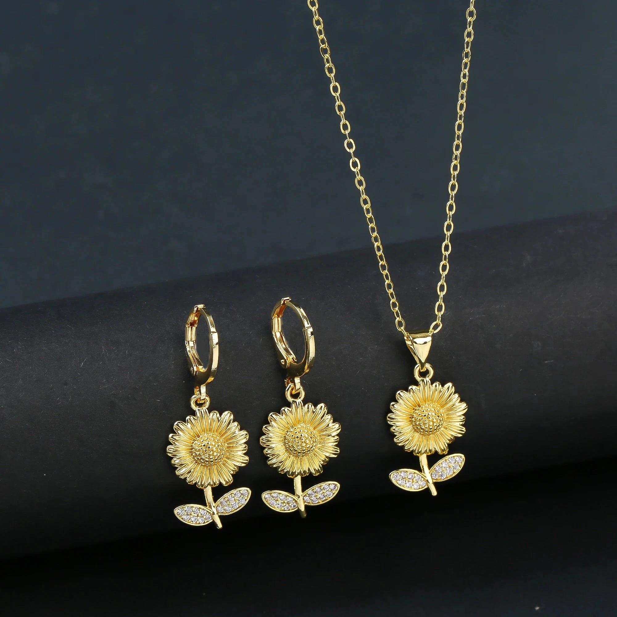 7 Style Classic Gold Plated Botanical Sunflower Pendant NecklaceJewelry Set 3
