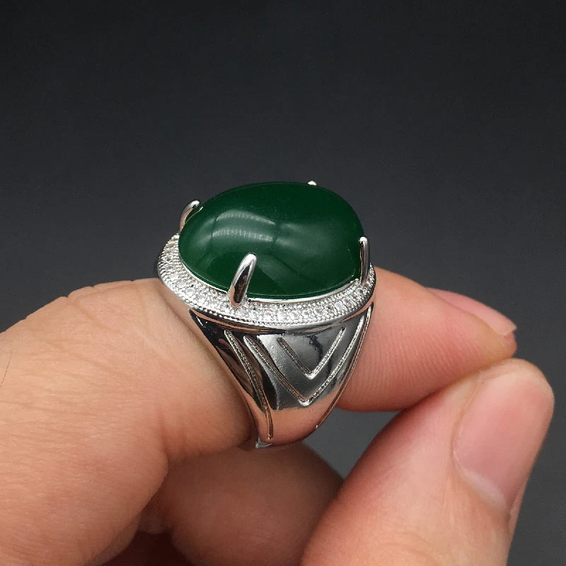 Unisex Vintage Ornament Emerald Ring