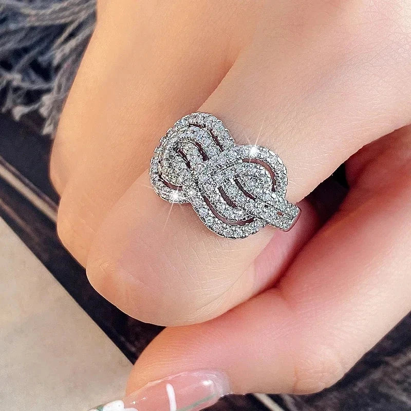 8-shaped Women Rings with CZ Stone Twist Design
