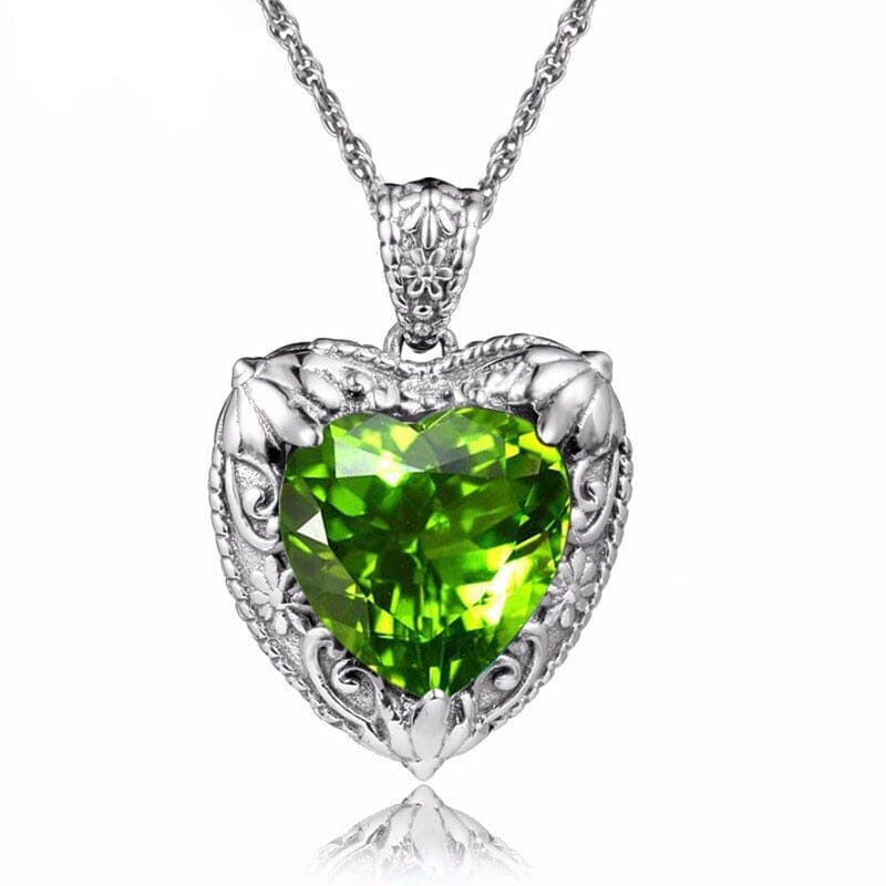 Lovely Heart Shaped Olivine Peridot Crystal Pendant Necklace - 925 Sterling SilverNecklace