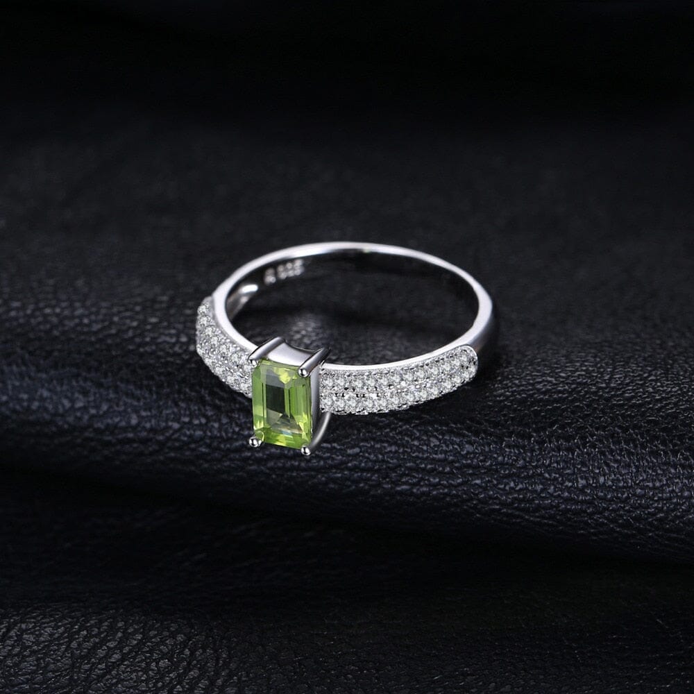 Simple Elegant Peridot Solitaire Ring - 925 Sterling SilverRing