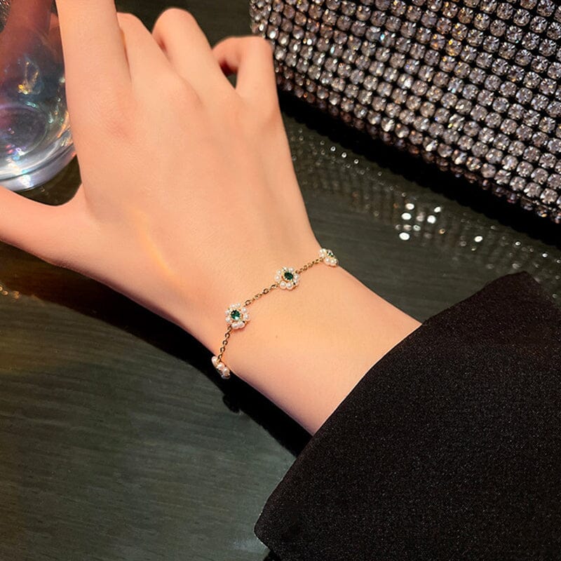 Emerald Pearl Flower BraceletBracelet