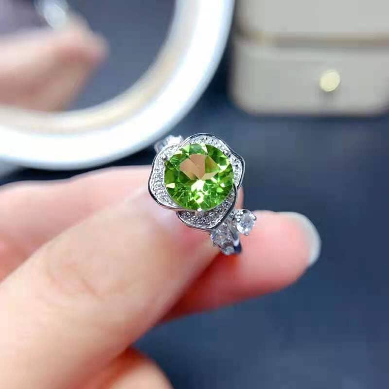 Inlaid Rose Flower Peridot Ring - 925 Sterling SilverRing