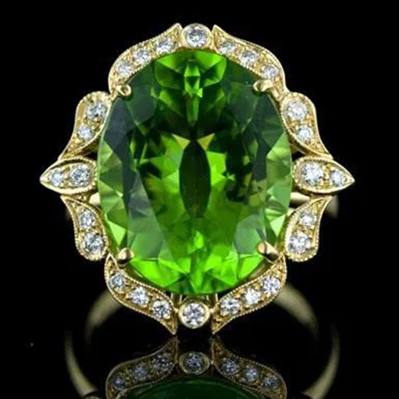 Unique Gorgeous Aesthetic Flower Design Peridot RingRing