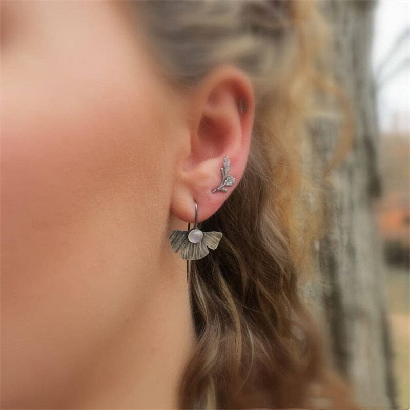 Sweet Fresh And Romantic Inlaid Moonstone Lotus Leaf EarringsEarrings