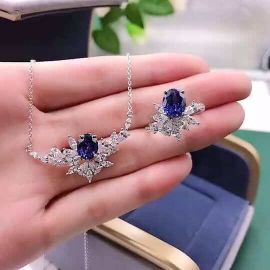 Leaf Sapphire Necklace - 925 Sterling SilverNecklace