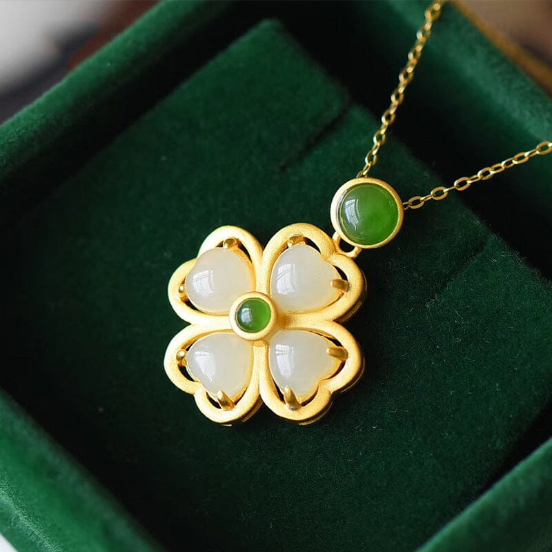 Clover Jade Pendant NecklaceNecklacewhite