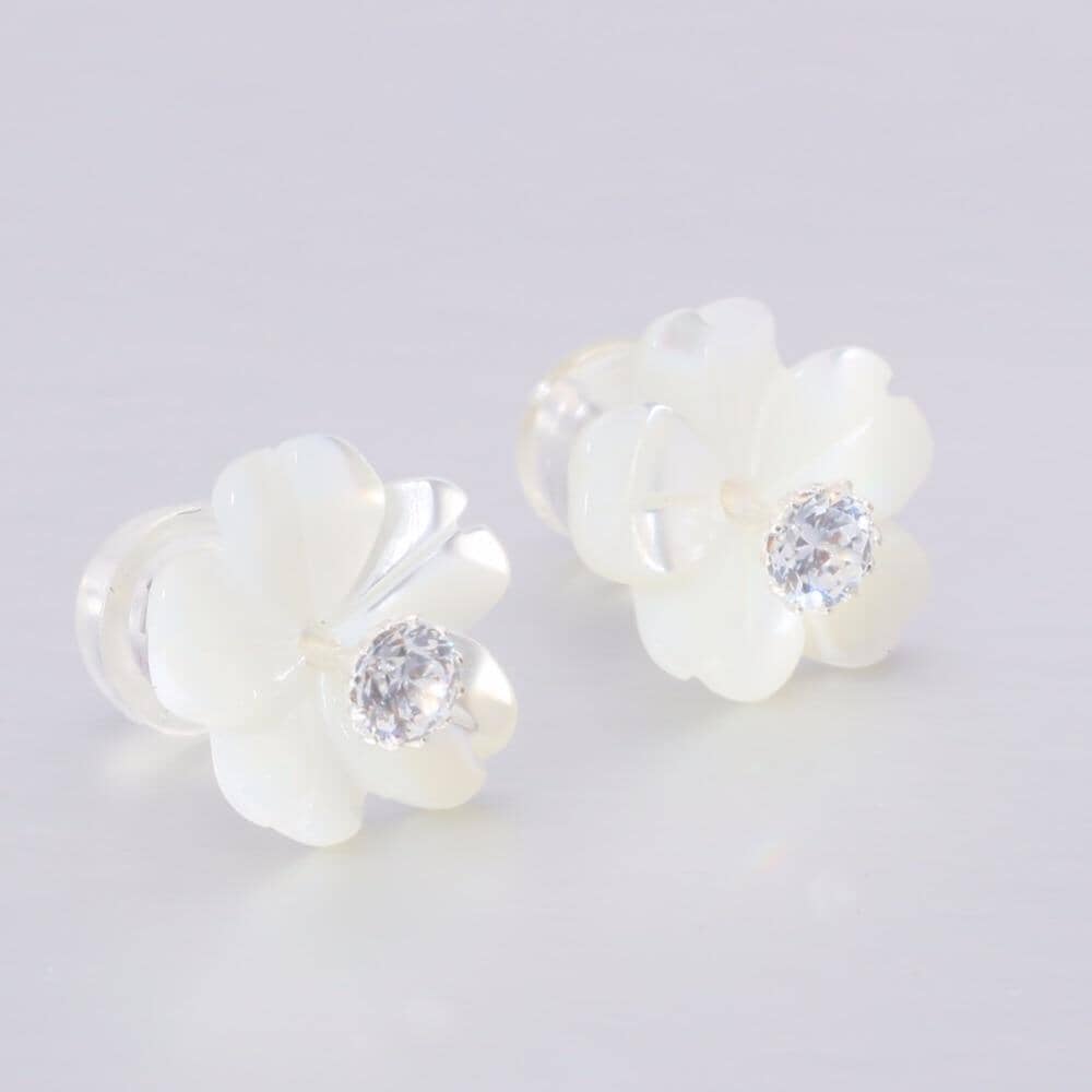 Authentic 925 Sterling Silver Flower Shell EarringsEarrings