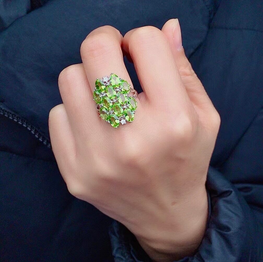 12 Piece Grand Circle Peridot 925 Silver RingRing12.5