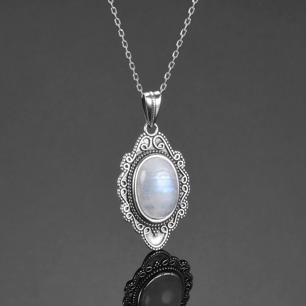 Lovely Natural Moonstone Necklace Pendants - 925 Sterling SilverNecklace