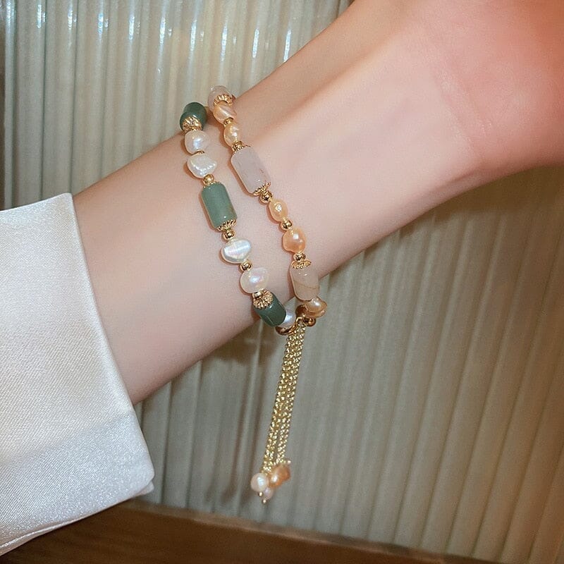 Pretty Freshwater Pearl and Jade Stone BraceletBracelet