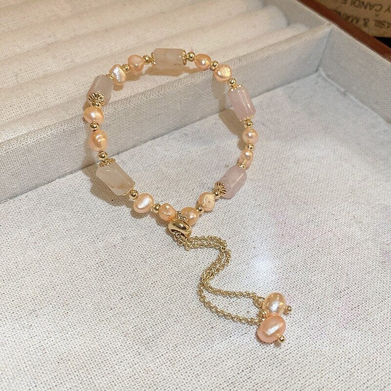 Pretty Freshwater Pearl and Jade Stone BraceletBracelet