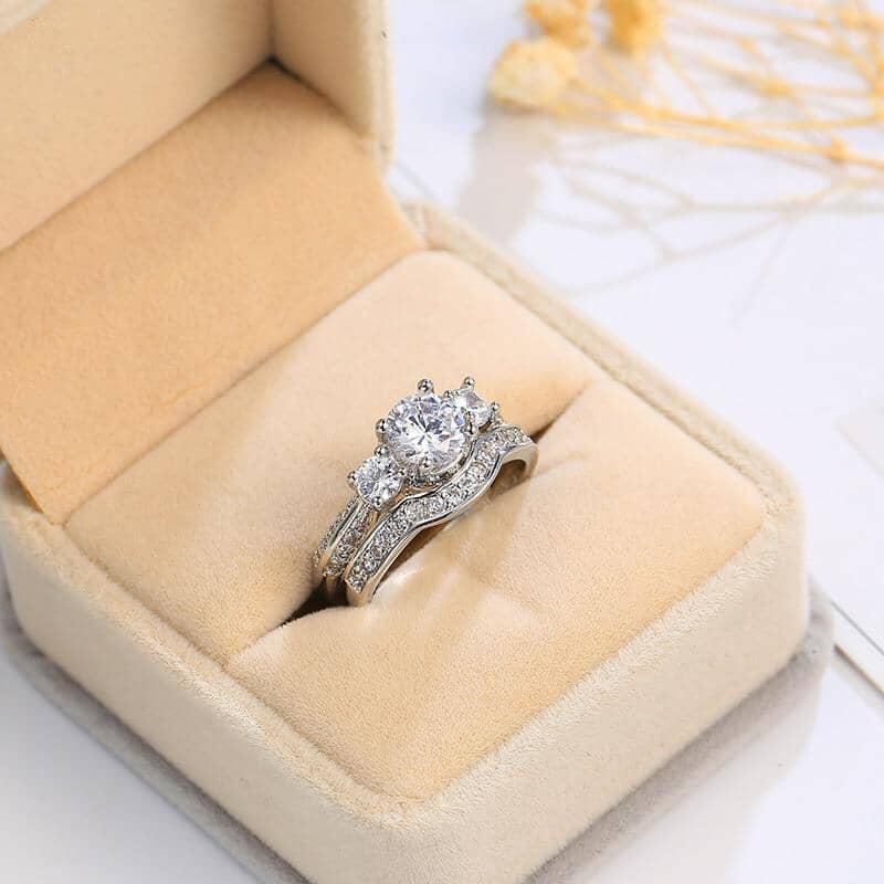 White Crystal Double RingRing