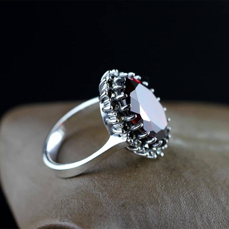 Natural Red Garnet Ring - 925 Sterling SilverRing