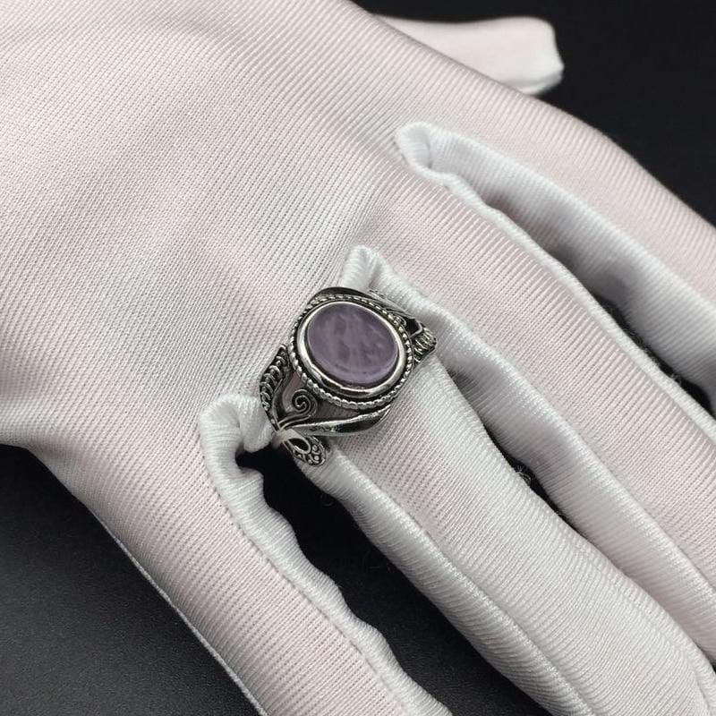 Elegant Amethyst Vintage Ring - 925 Sterling SilverRing