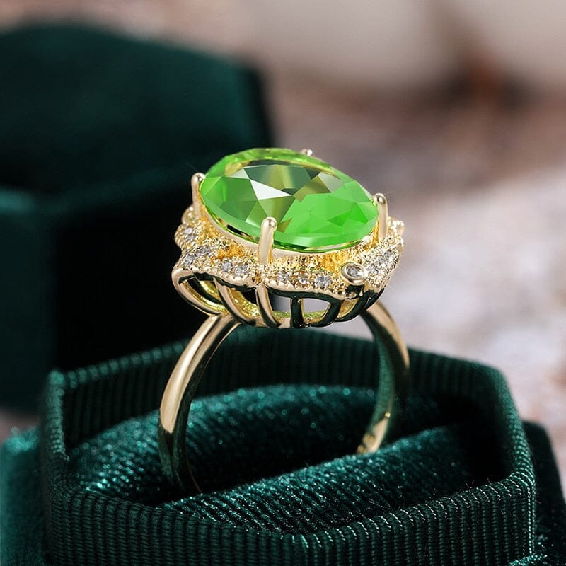 Unique Gorgeous Aesthetic Flower Design Peridot RingRing
