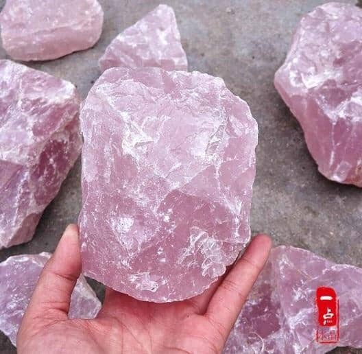 2.2lb / 1kg Natural Rose Quartz StoneRaw Stone1kg about 1-5pcs