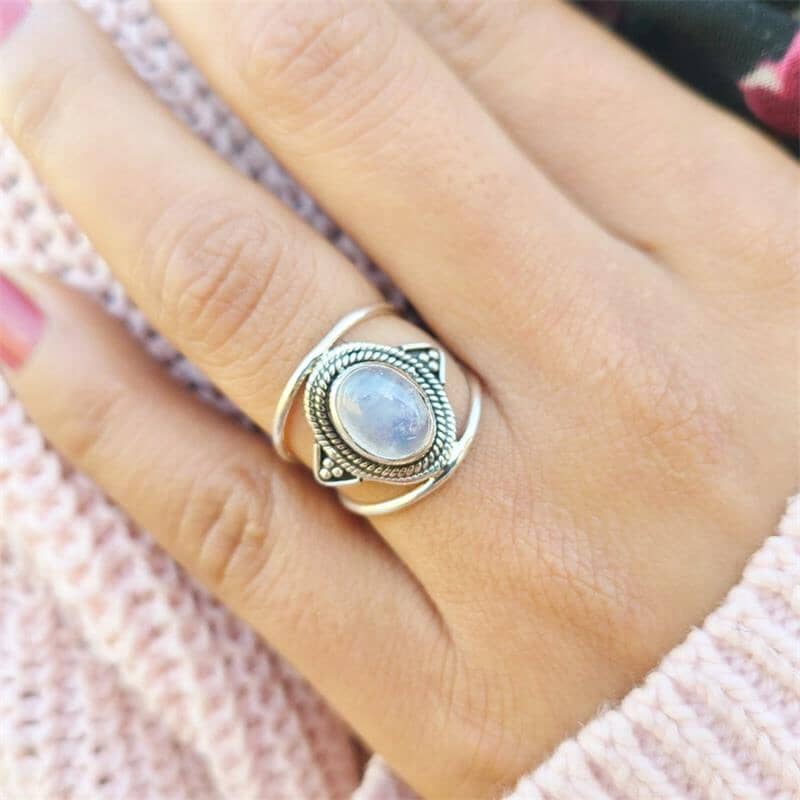 Trendy And Fashionable Moonstone RingRing61
