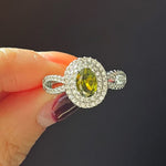 Stunning Elegant Olive Green CZ Temperament Proposal RingRing