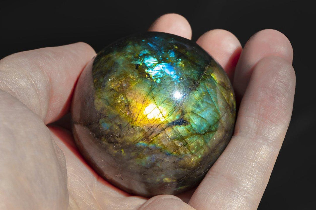 Spectrolite Meaning, Properties, Uses and Powers – AtPerry's Healing ...
