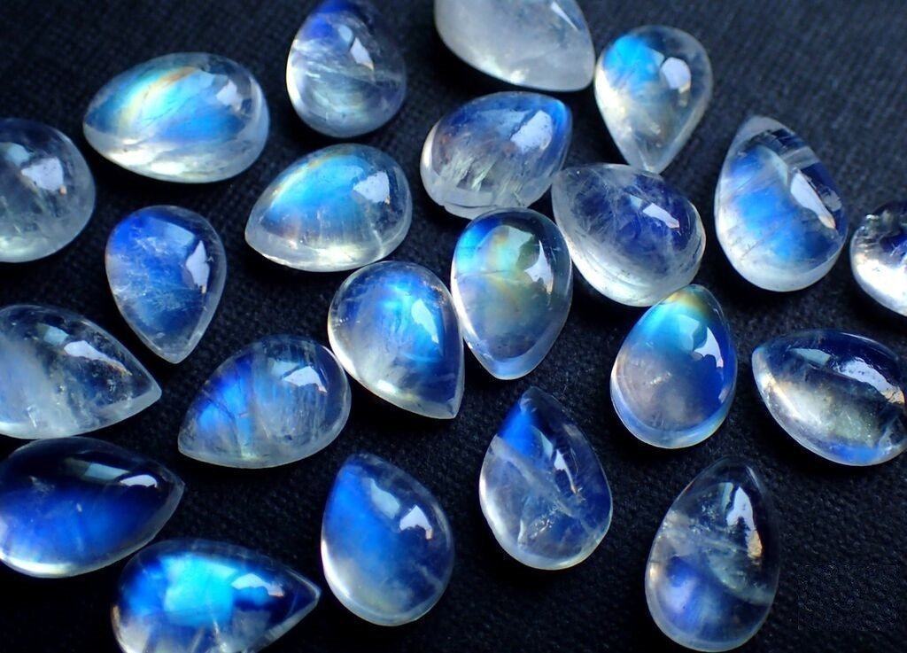 Moonstone Crystal: Meaning, Benefits & Jewelry | AtPerry's – AtPerry's ...
