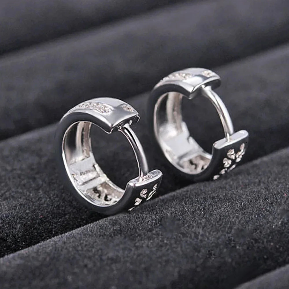 Dainty Small Circle Hoop Earrings