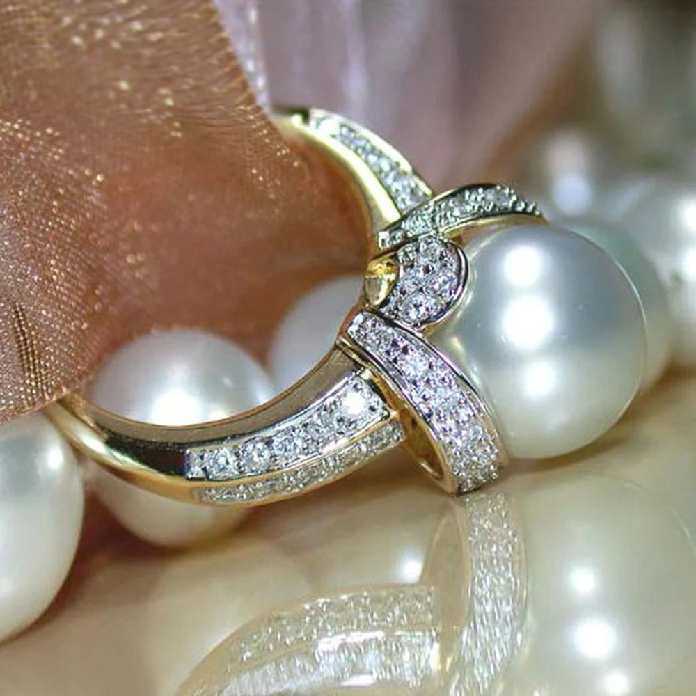 Elegant Pearl Gold Color Wedding Rings