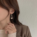 Exquisite Geometric Dangle Pearl Earrings for Women