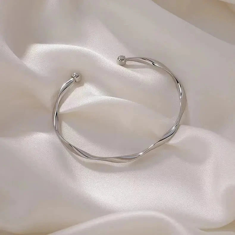 Unisex Twisted Metal Cuff BraceletImitation Rhodium Plated