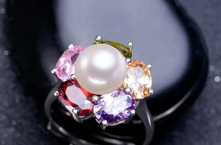 5 Gemstones and a Pearl Resizable Silver RingRing