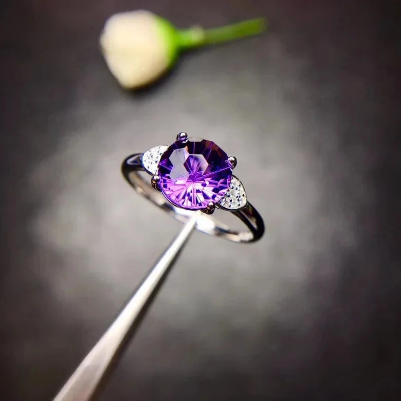 Elegant Amethyst Ring