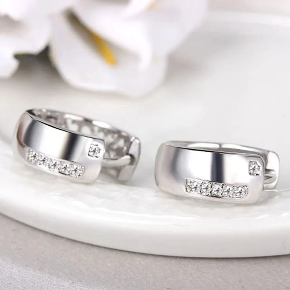 Dainty Small Circle Hoop Earrings