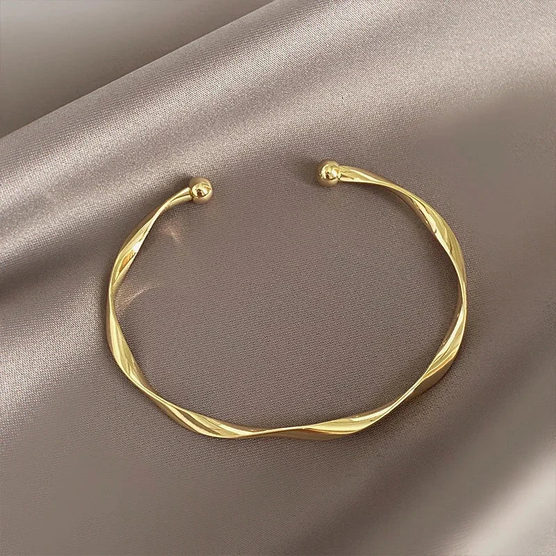 Unisex Twisted Metal Cuff Bracelet