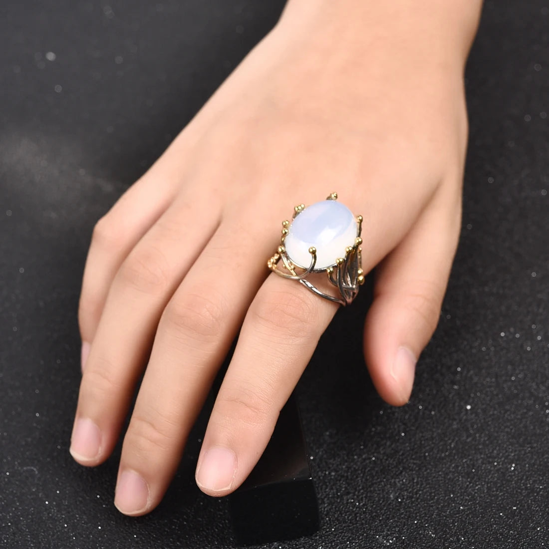 Irregular Bohemia Style Rinse Female Natural Opal Moonstone Ring