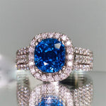 Extravagant Luxury Emerald Ring Gold76