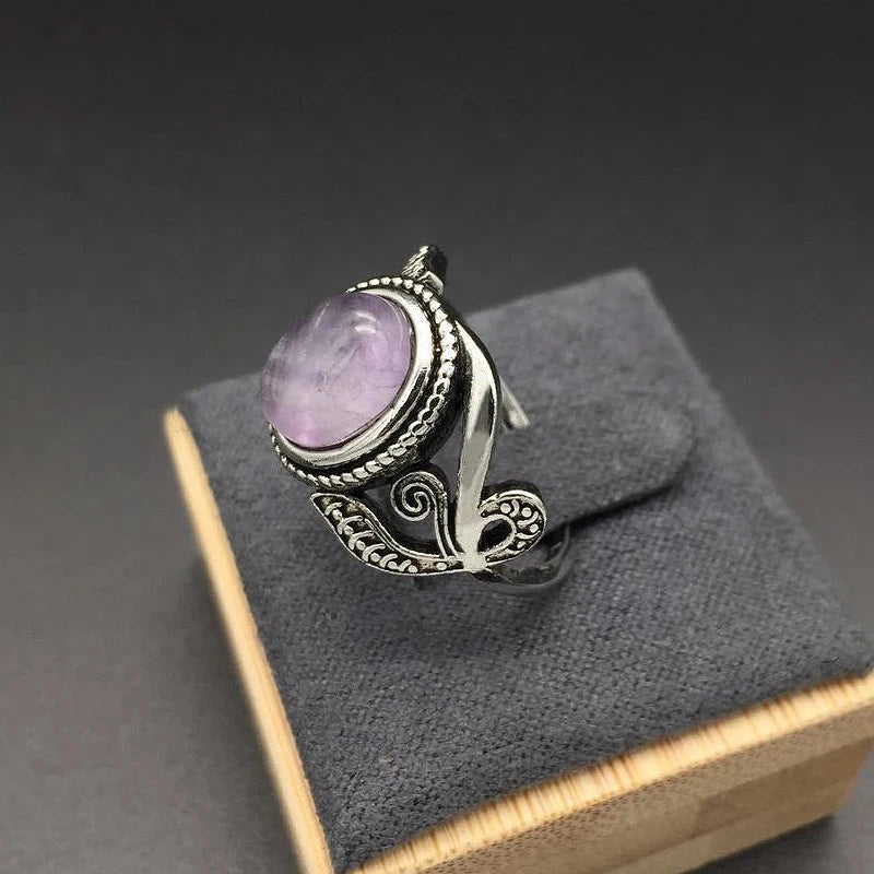 Flower Shaped Vintage 925 Silver Ring Amethyst Gemstone