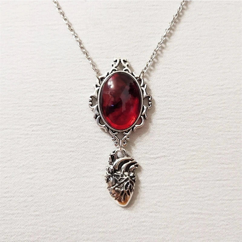 Gorgeous Carved Bohemian Garnet Pendant NecklaceYA4295-1