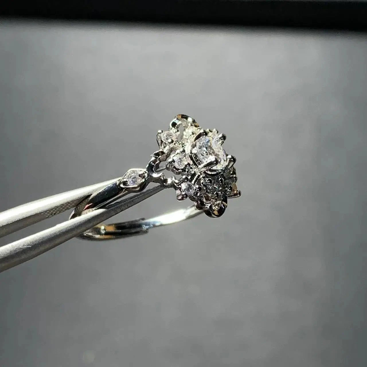 Real Moissanite 1CT Round COPPER Ring