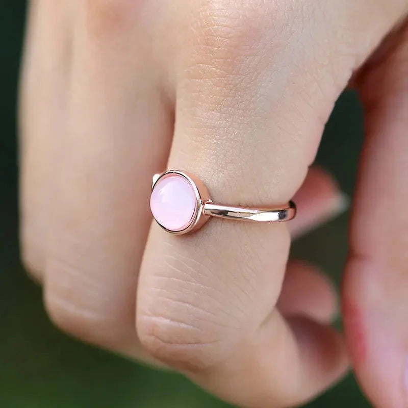 King Luxury Pink Ring Infinite Knot